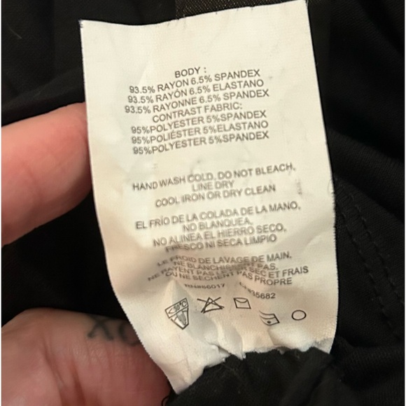 Vintage 2B Bebe short black dress - Picture 3 of 4